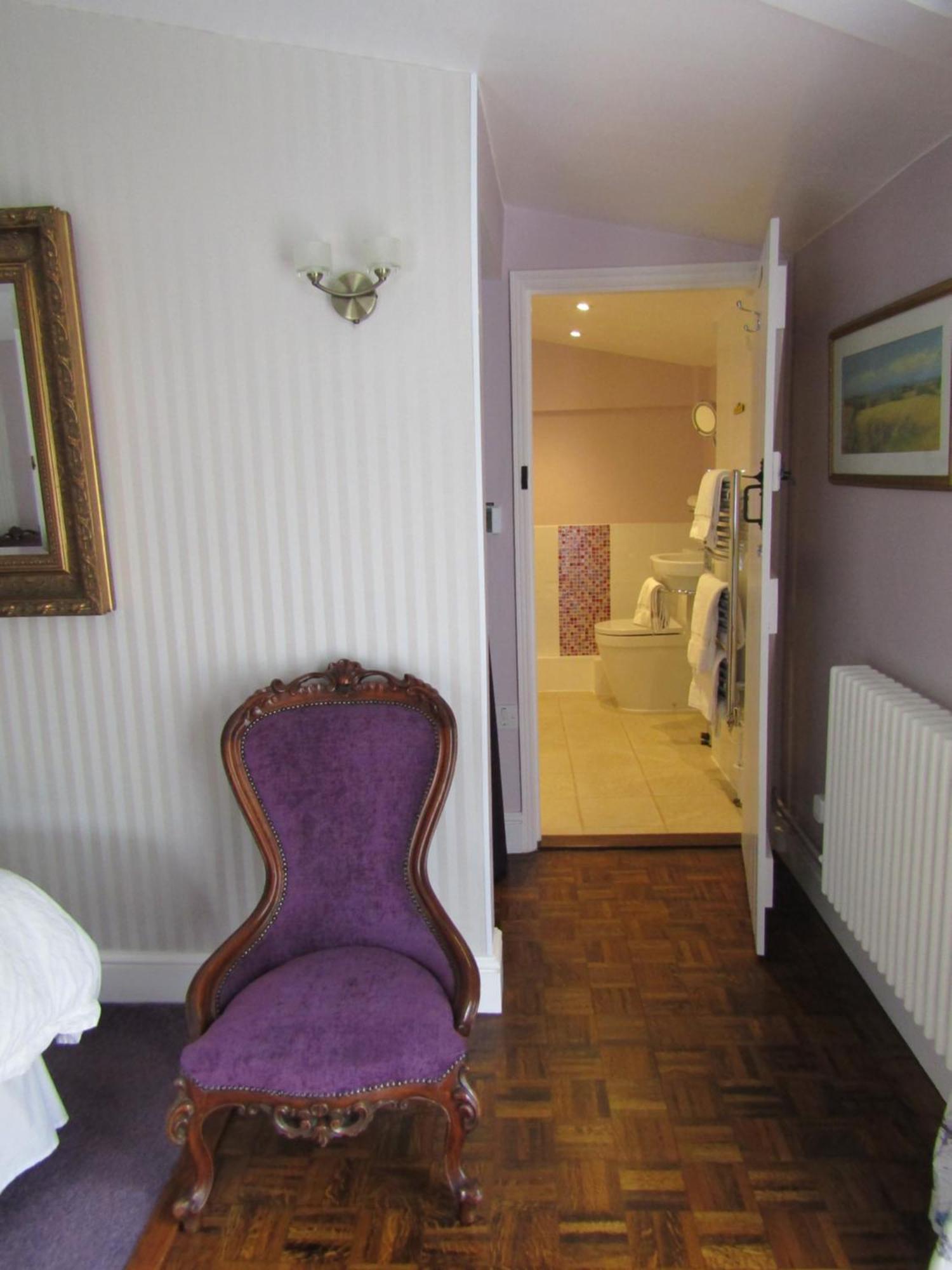 Frogs Hall B&B Eye  Dış mekan fotoğraf